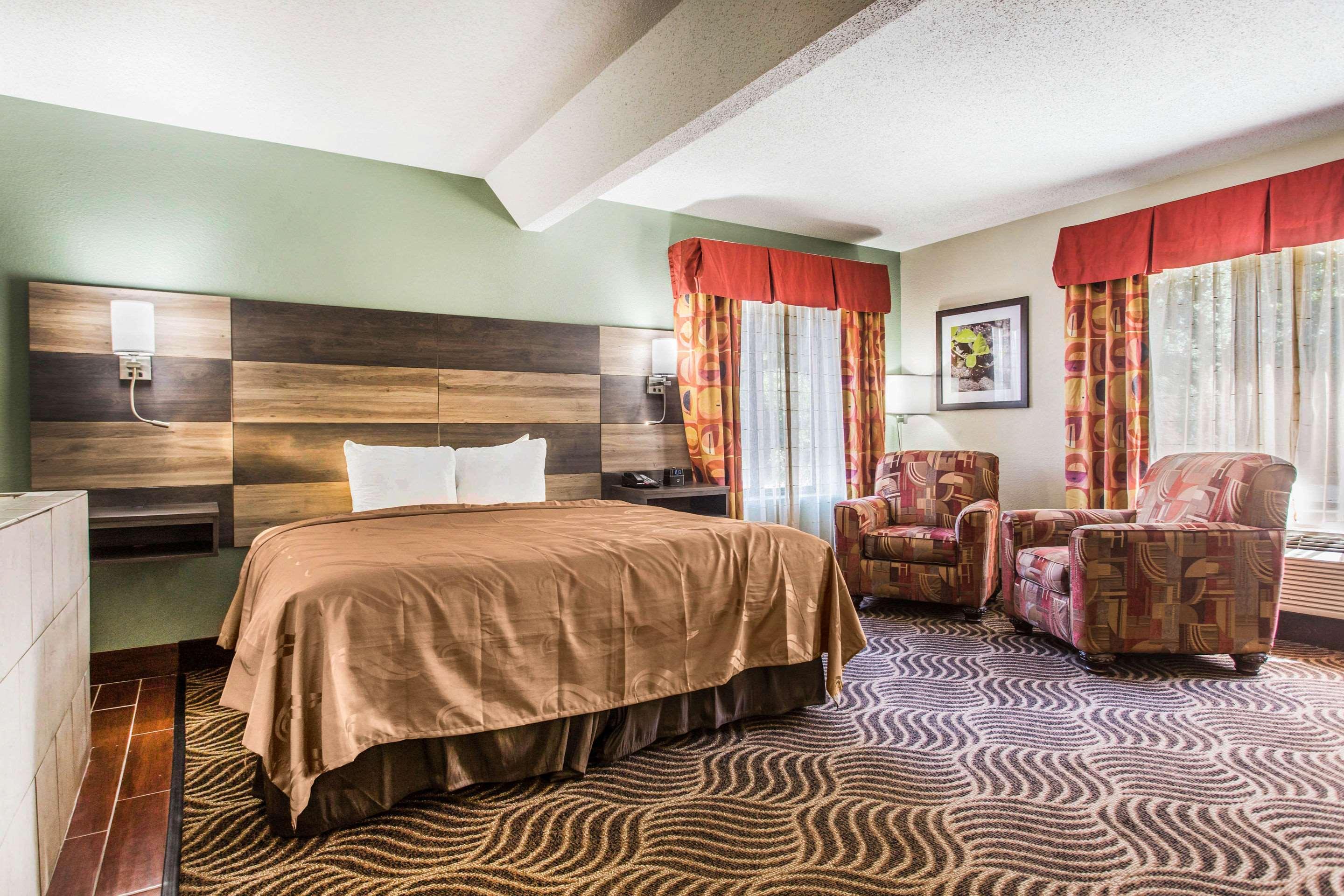Quality Inn Black Mountain Eksteriør billede