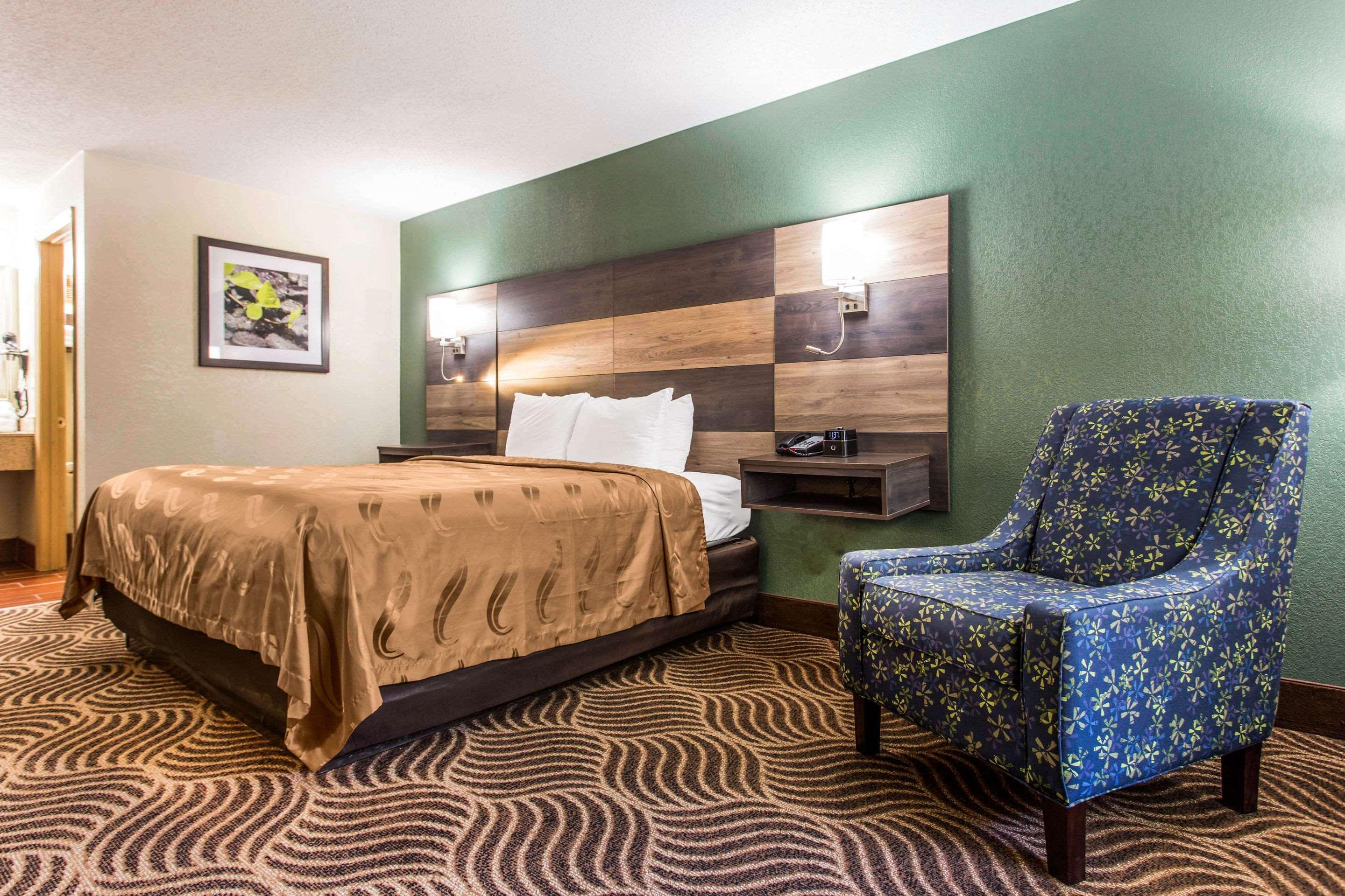 Quality Inn Black Mountain Eksteriør billede