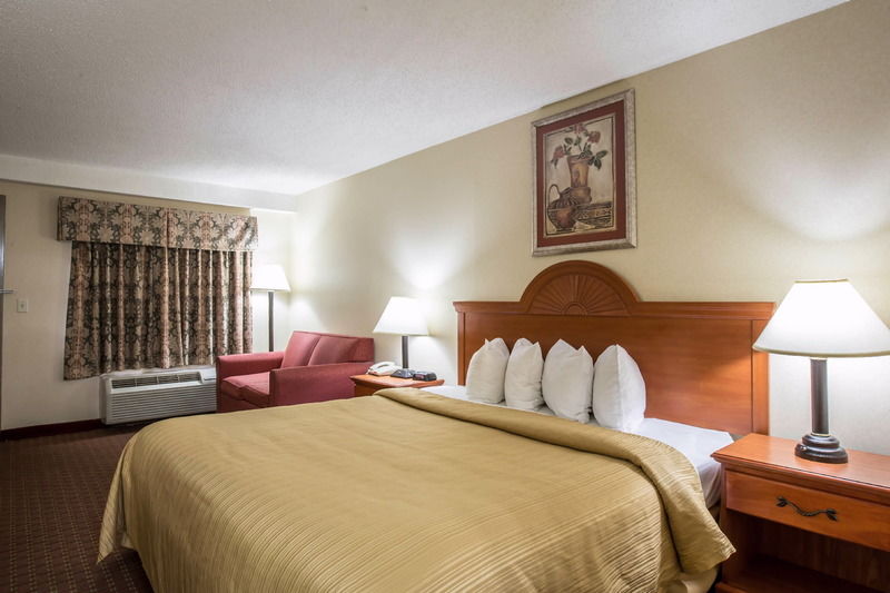 Quality Inn Black Mountain Eksteriør billede