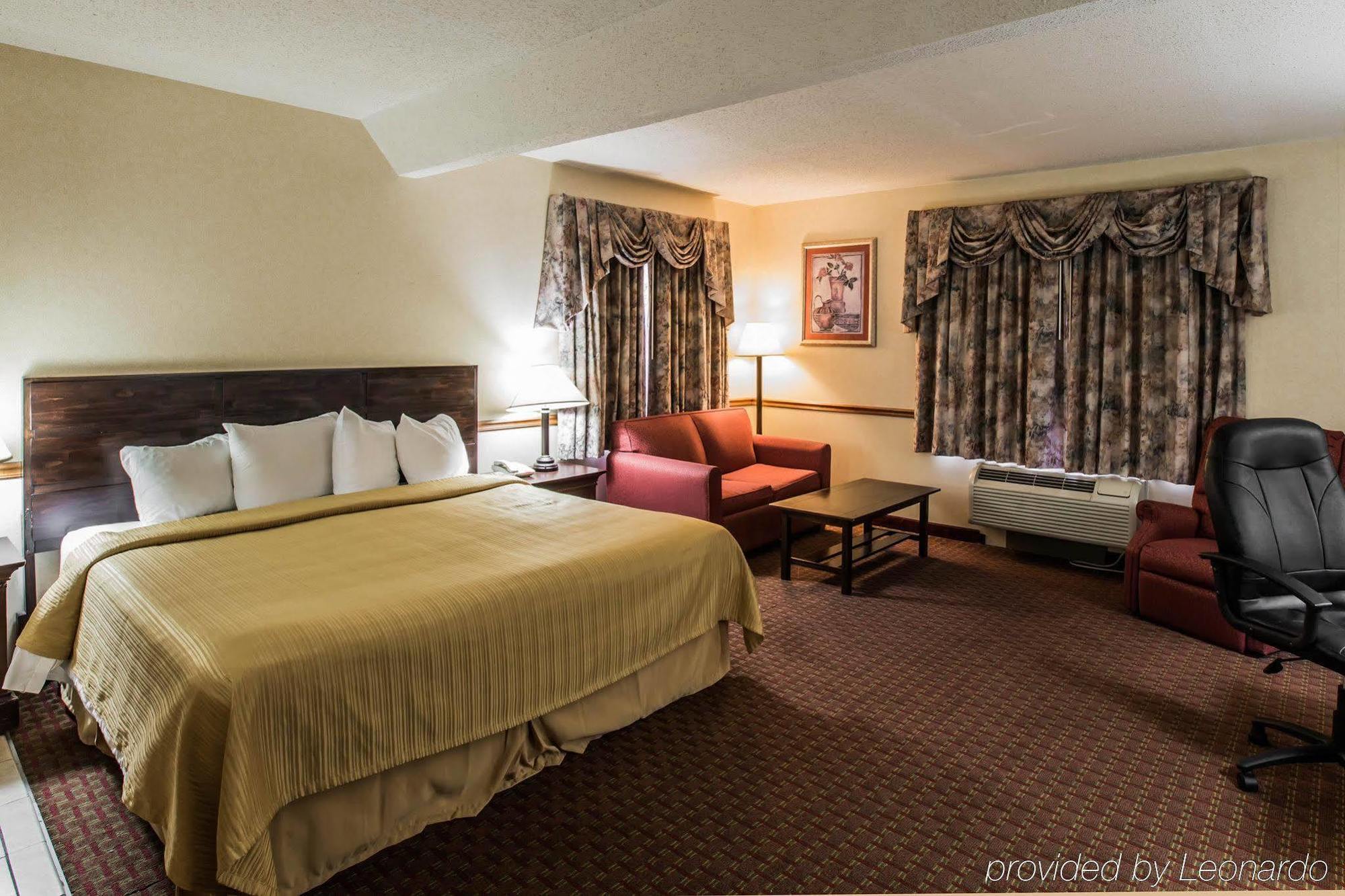 Quality Inn Black Mountain Eksteriør billede