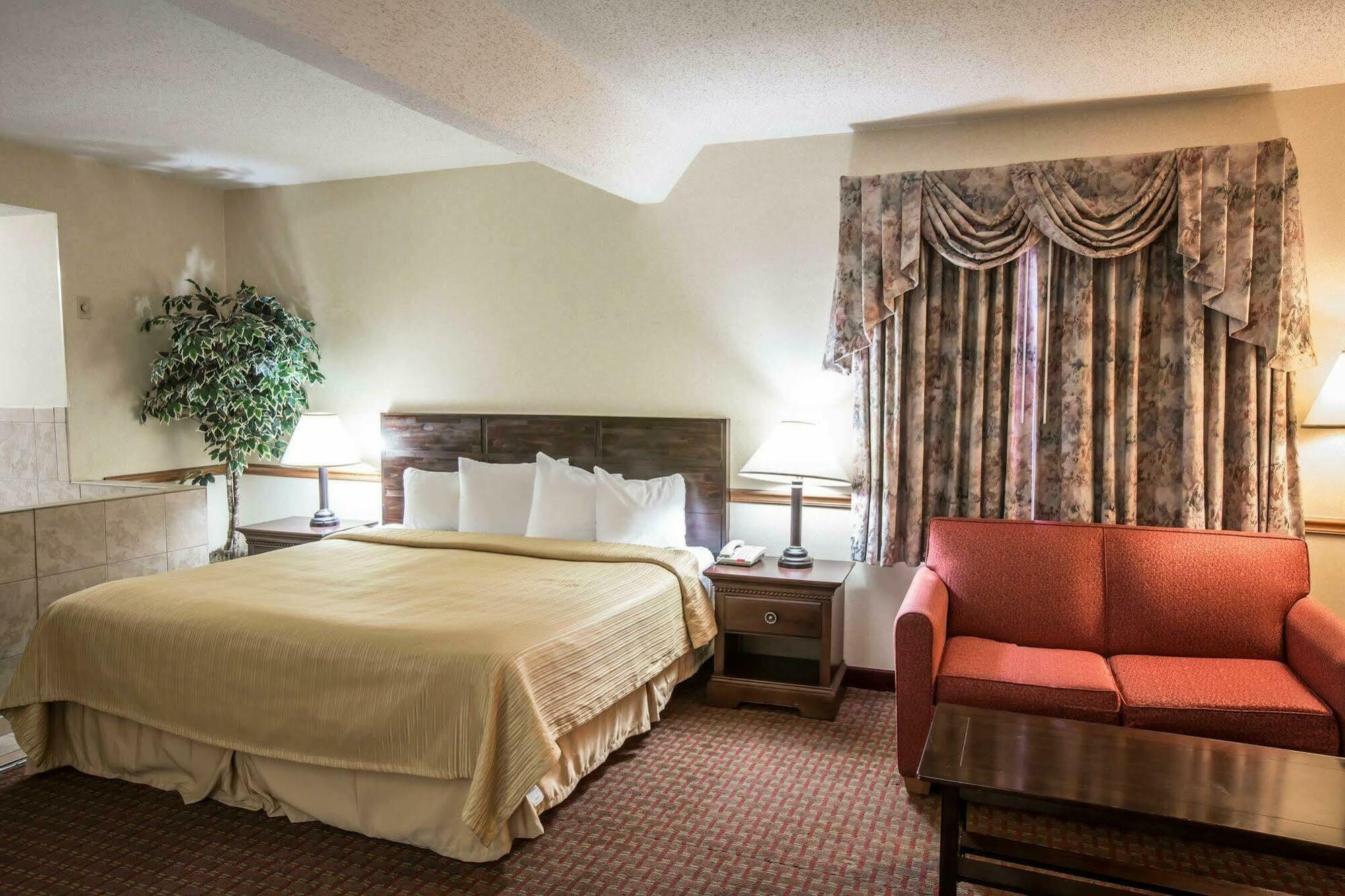 Quality Inn Black Mountain Eksteriør billede